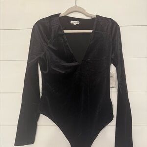 Good American Deep V Black Velvet Bodysuit